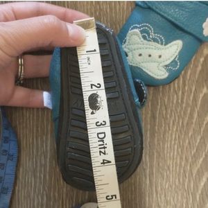 Baby boy shoes size 4.5